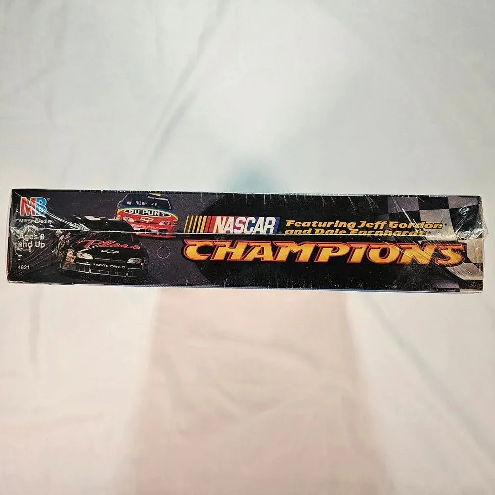 NASCAR‎ Champions Racing Board Game New Sealed Milton Bradley collectable cards